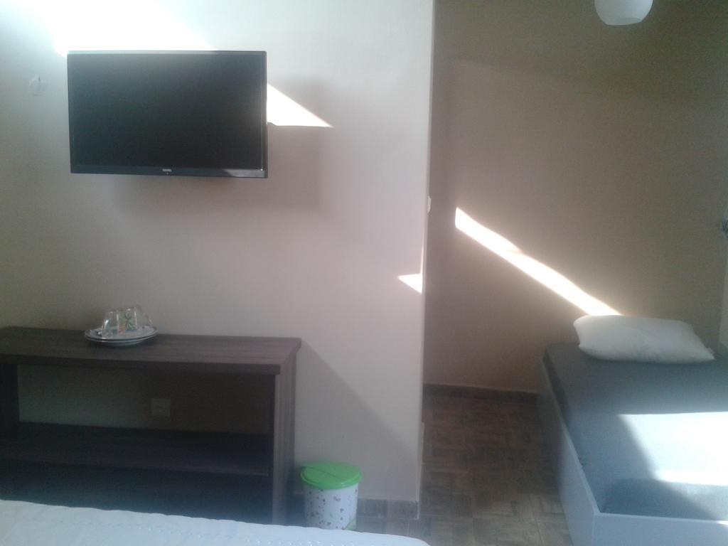 Maxim Mini Hotel Batumi Værelse billede