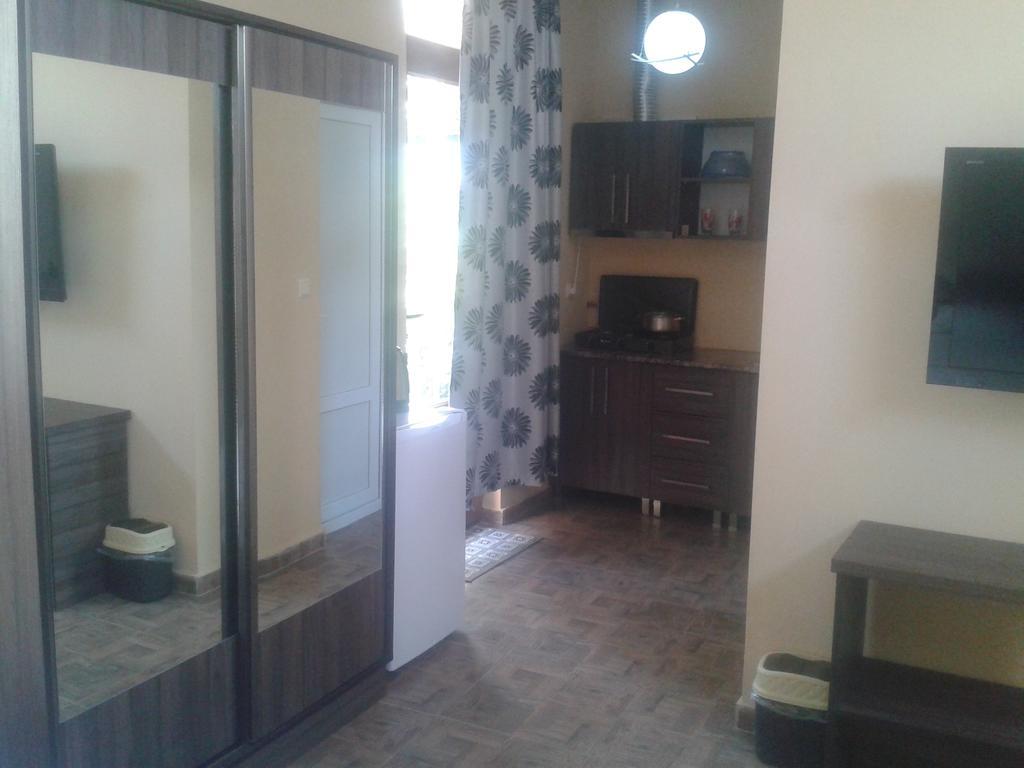 Maxim Mini Hotel Batumi Værelse billede