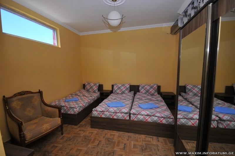 Maxim Mini Hotel Batumi Eksteriør billede